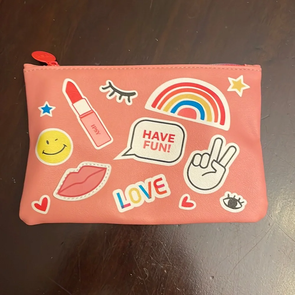NWT Ipsy make up bag with samples